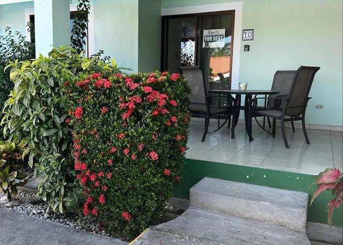 Apartment Life In Costa Rica *